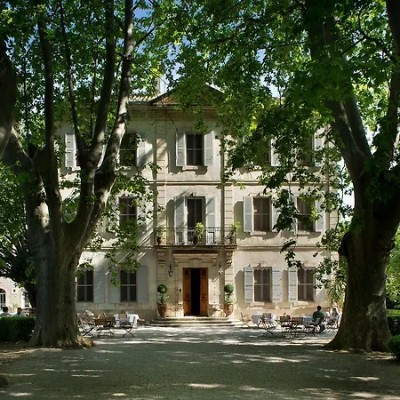 Hotel Château Des Alpilles-3